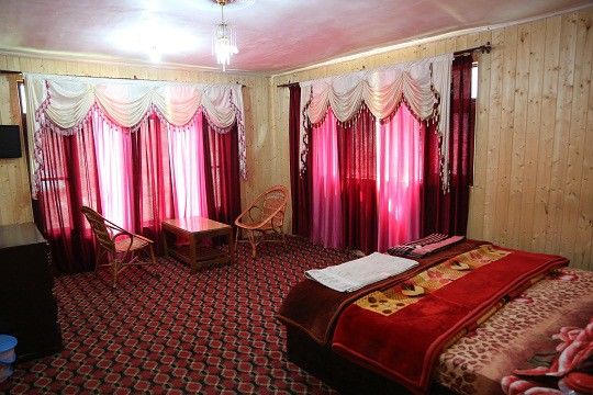 Hotel Glacier Heights Sonamarg Bagian luar foto