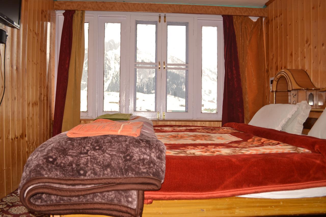 Hotel Glacier Heights Sonamarg Bagian luar foto