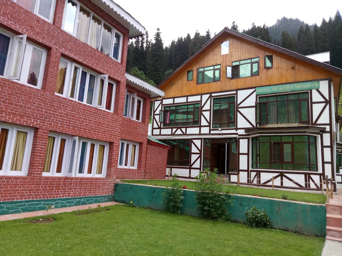 Hotel Glacier Heights Sonamarg Bagian luar foto