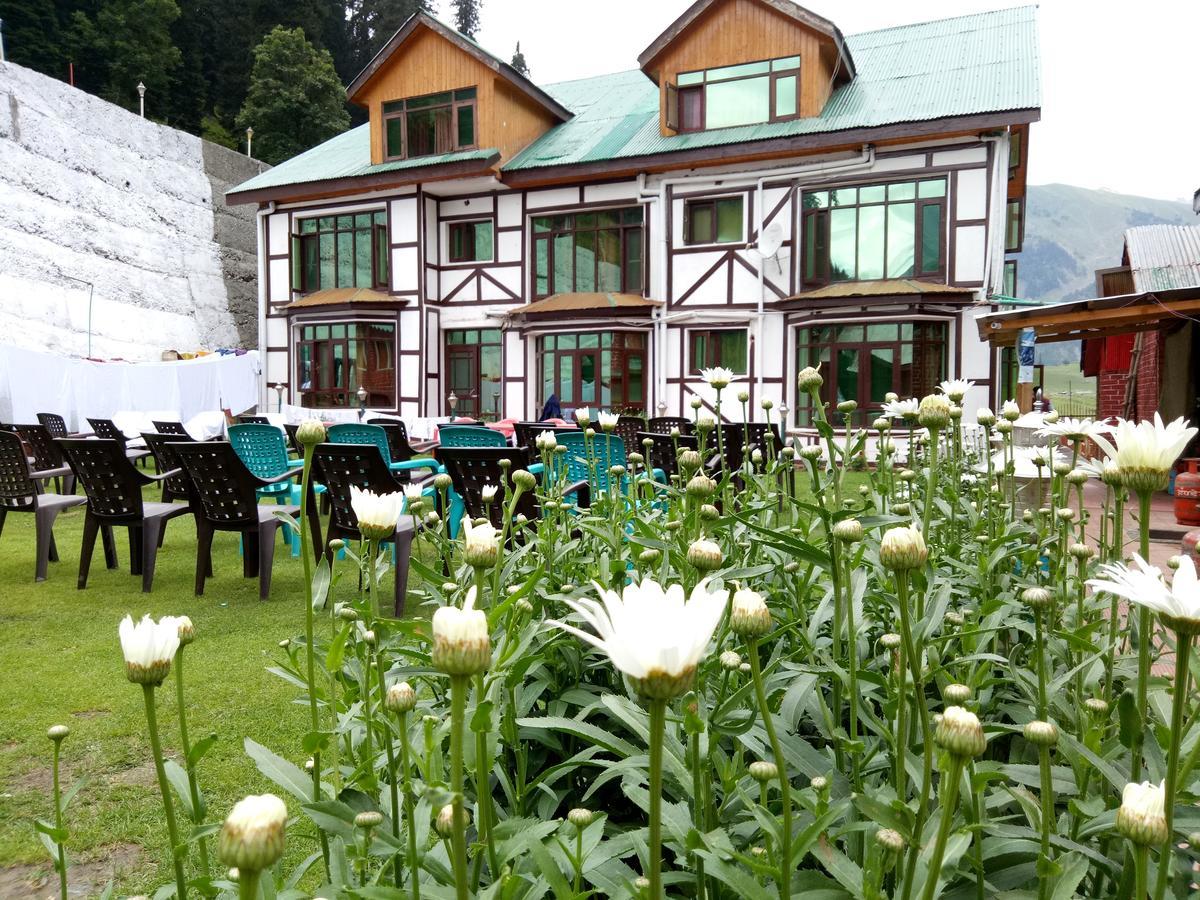 Hotel Glacier Heights Sonamarg Bagian luar foto