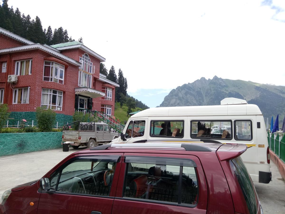 Hotel Glacier Heights Sonamarg Bagian luar foto